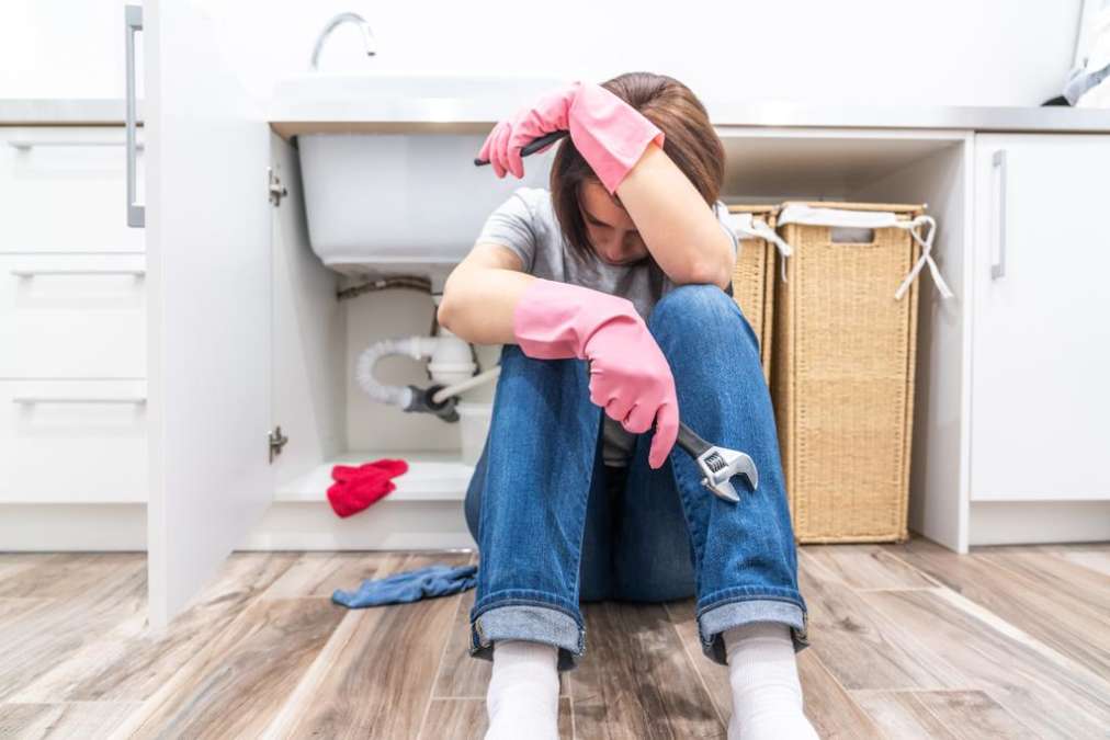 How to Handle Plumbing Emergencies: A Step-by-Step Guide